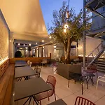 De La Cité 3*