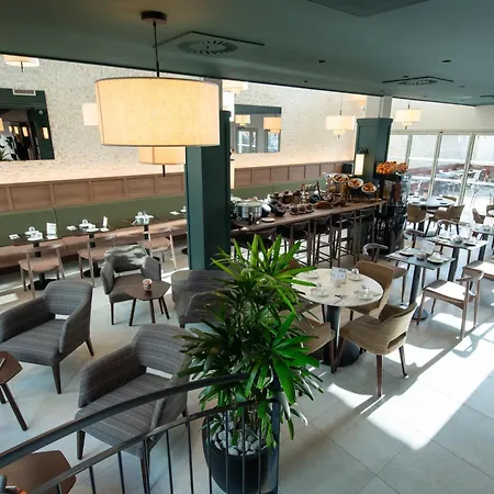Hotell De La Cite Nantes