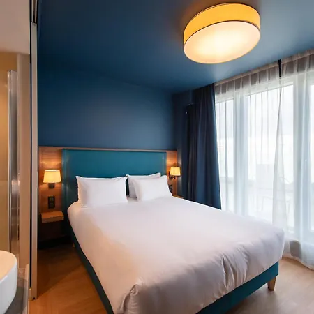 De La Cite 3* Нант