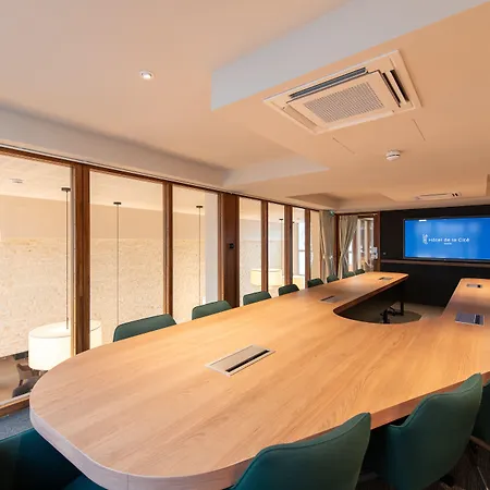 De La Cite 3* Нант