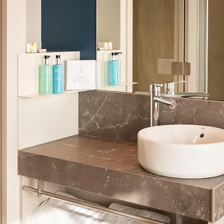 De La Cite Отель