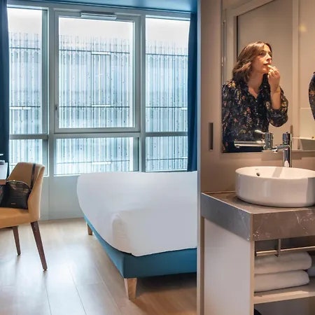 De La Cité Hotel 3*